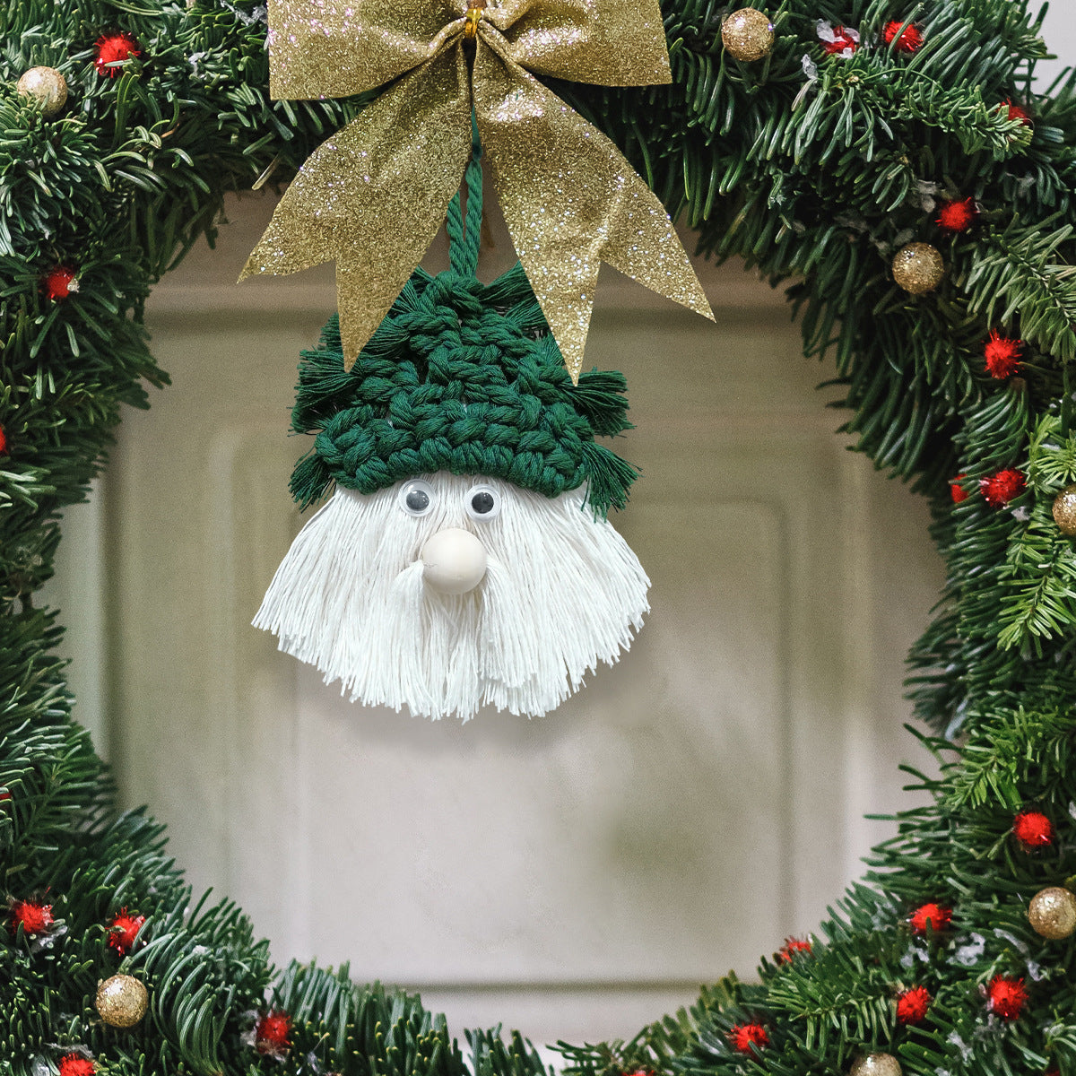 Hand-Woven Christmas Tree Pendant – Rustic Holiday Ornament for Cozy Seasonal Décor